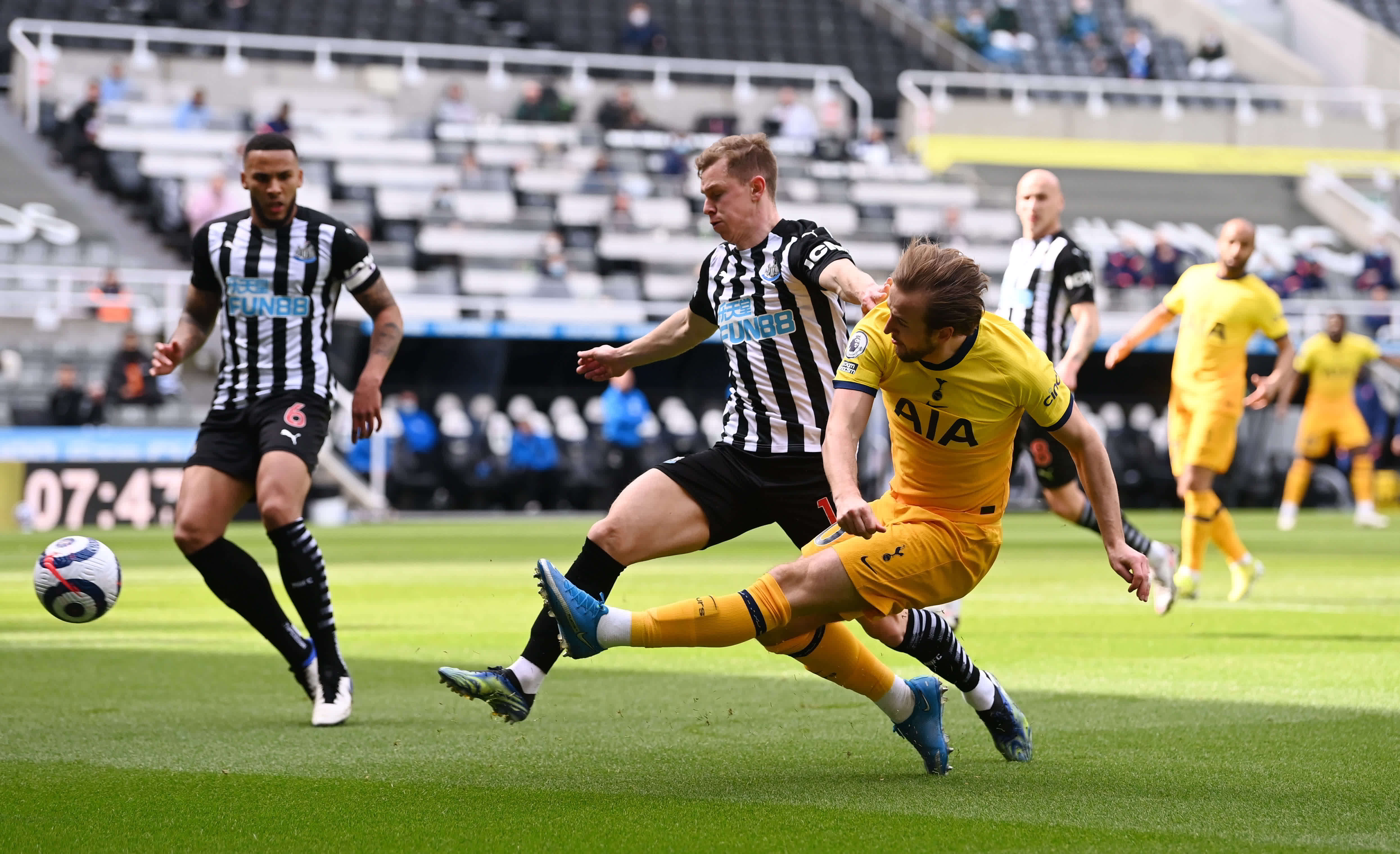 队正面临门 队正面临门